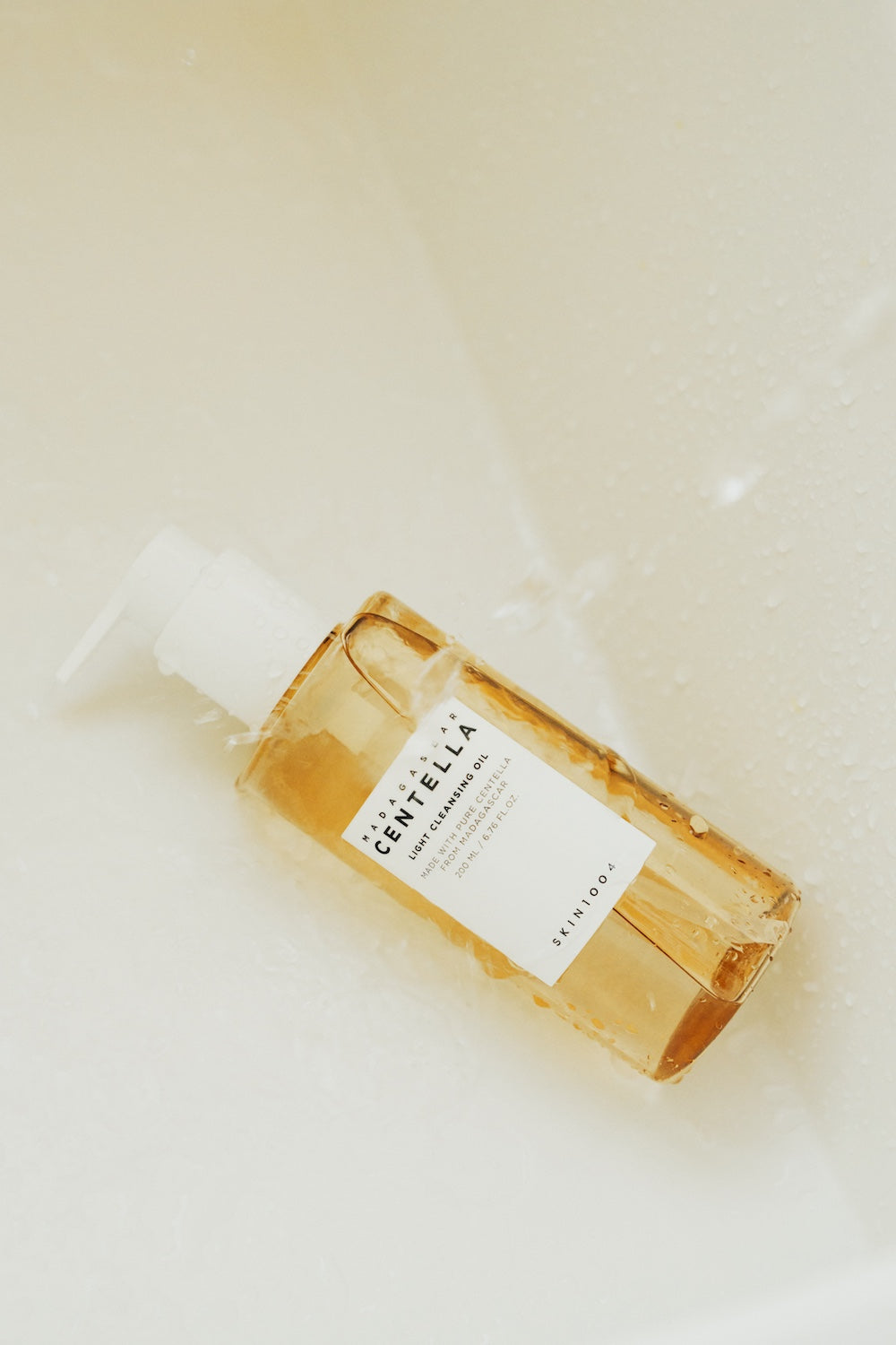 Madagascar Centella Light Cleansing Oil 200ml